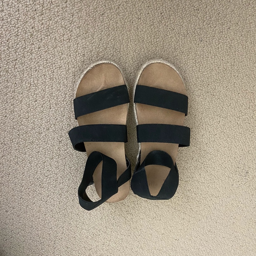 Black strappy platform sandals